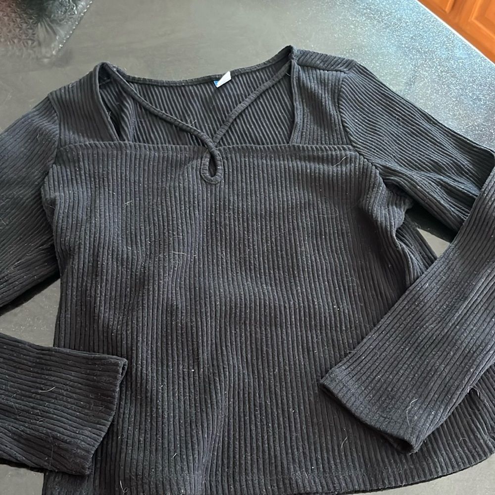 XL Old Navy, black, long sleeve shirt, ribbed pickle on the neck